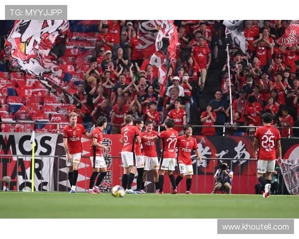 拜仁酝酿重磅变革：舍什科接班凯恩，英格兰锋霸转型中场核心(1)